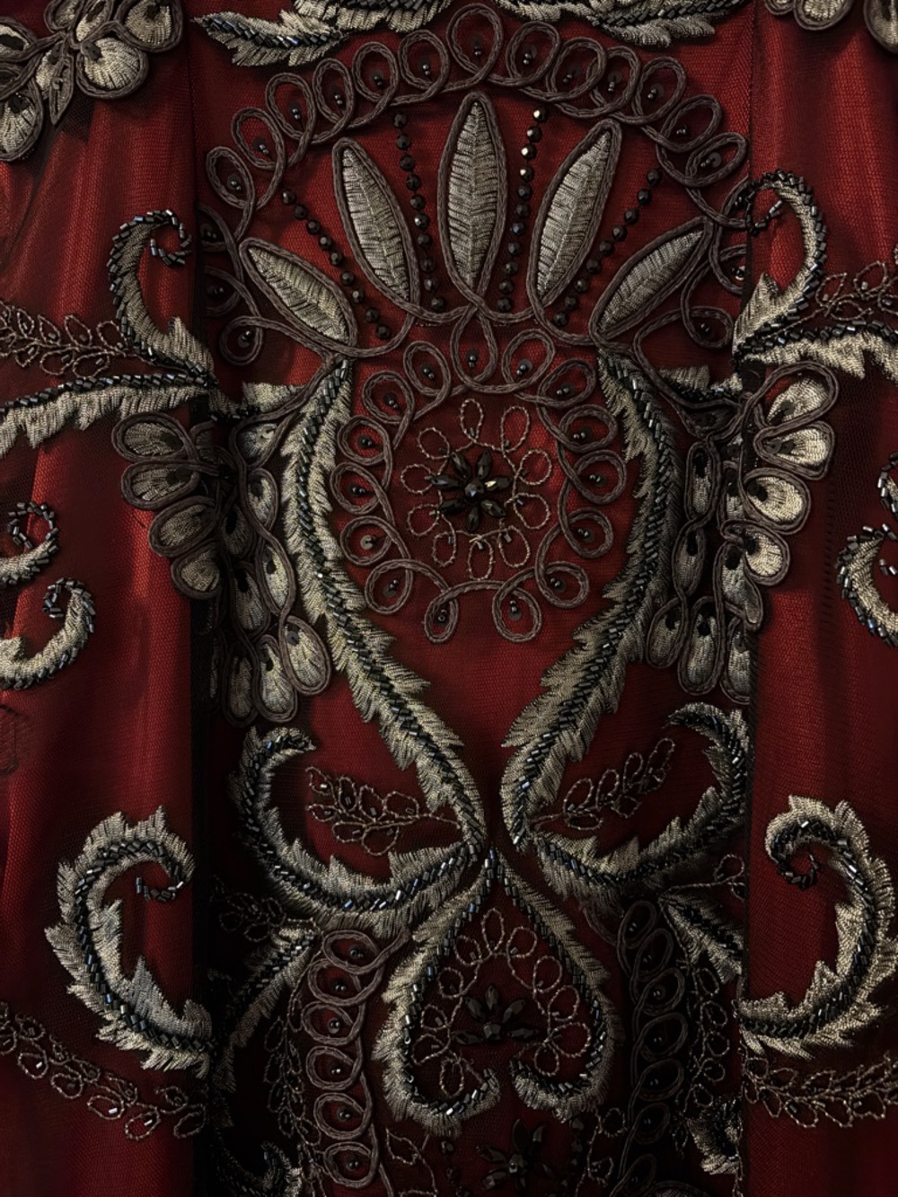 Sue Wong Black Bodice Red Embellished Dress - Picture 4 of 5